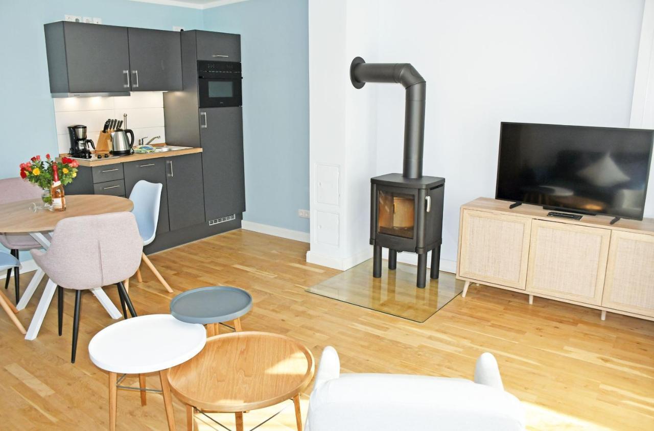 Schoene Ferienwohnungen Mit Kamin Im Ostseebad Sellin Dış mekan fotoğraf