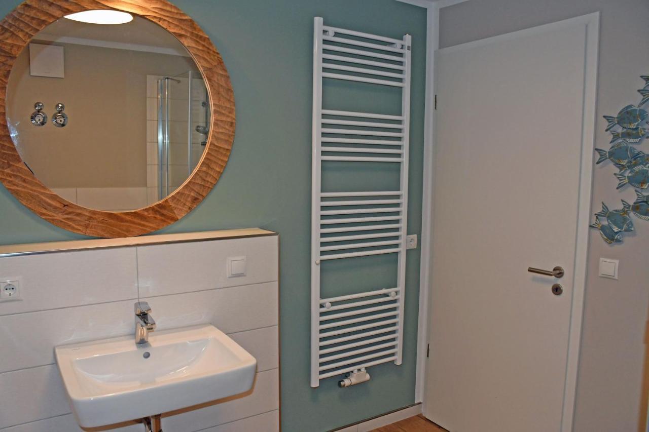 Schoene Ferienwohnungen Mit Kamin Im Ostseebad Sellin Dış mekan fotoğraf